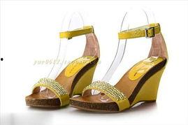 欧美品牌凉鞋图片,凉鞋图片赏析