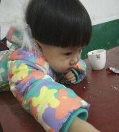 欧美剪发男童图片,剪发男童的时尚剪影