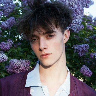 欧美青年图片男,时尚潮男风采掠影