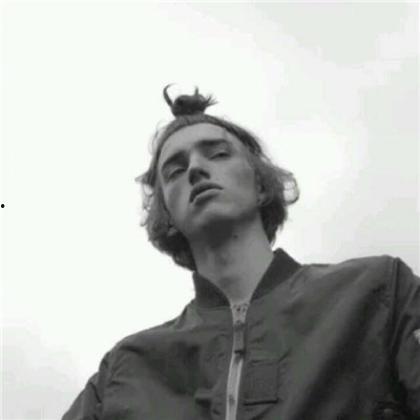 欧美头像本人图片男生,揭秘这位帅气男生的独特魅力